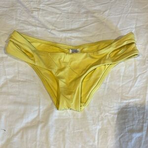 NWOT ~ BECCA | yellow swimsuit bottom | size S